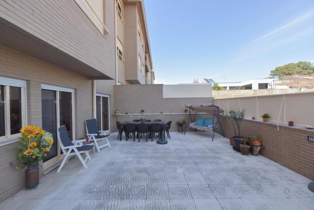 Rocha'S Apartment Remodelado! Na Praia Com Terraco Vila Nova de Gaia Luaran gambar